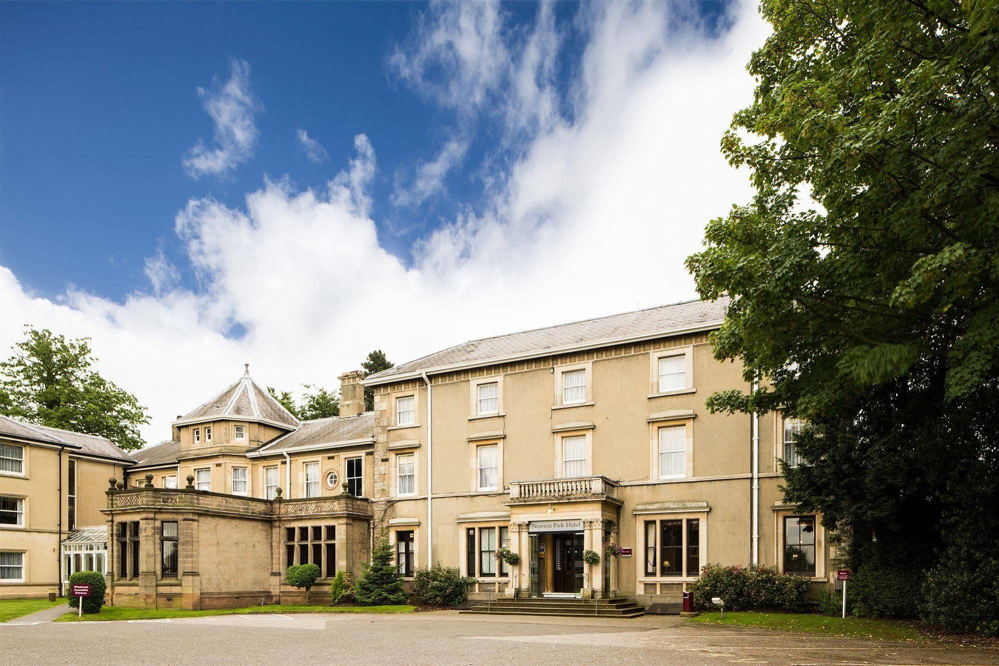 Mercure Burton Upon Trent, Newton Park Экстерьер фото